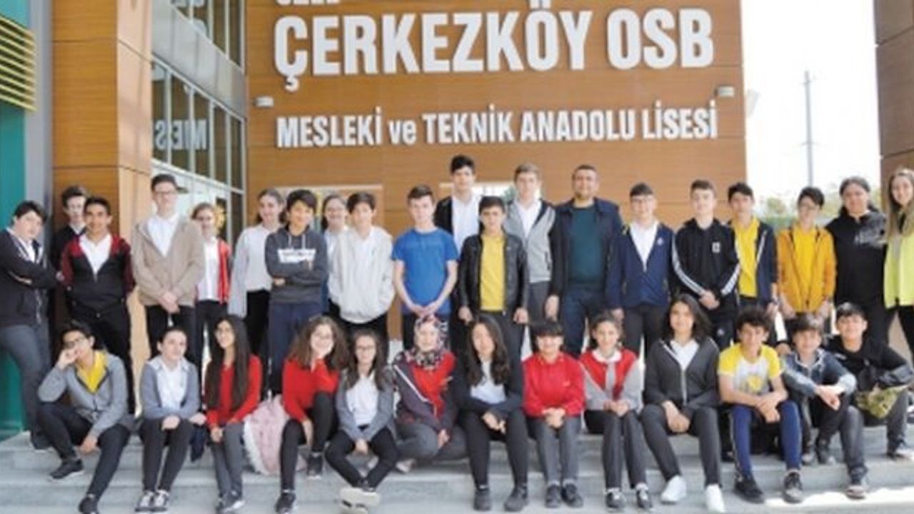 Kapaklı’daki ortaokul öğrencilerine Mesleki ve Teknik Anadolu Lisesi tanıtıldı