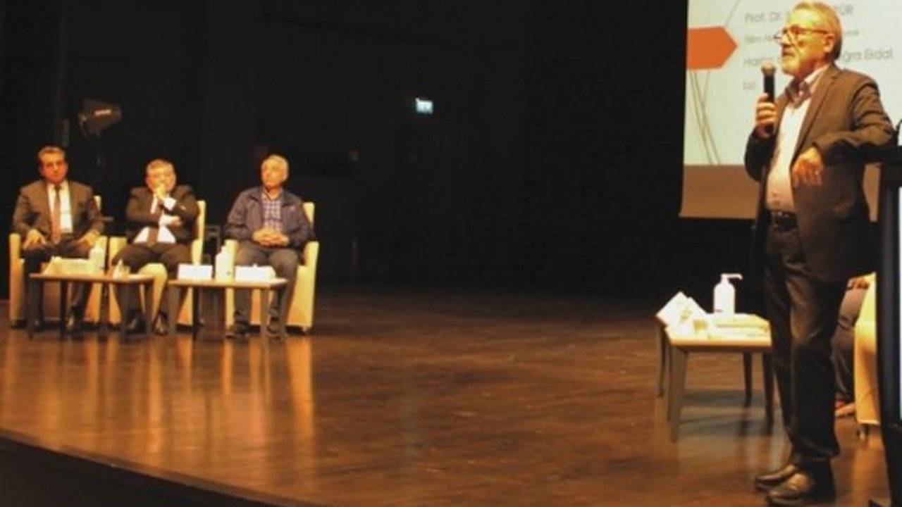 ÇOSB, ‘Endüstriyel Binalar İçin Deprem Performans Analizi Paneli’nde deprem gerçeğine dikkat çekti