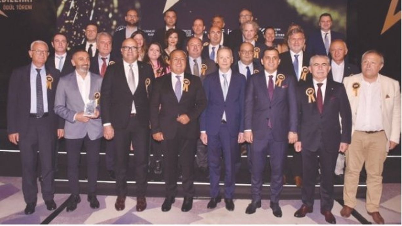 İDDMİB 'İhracatın metalik yıldızları'nı ödüllendirdi