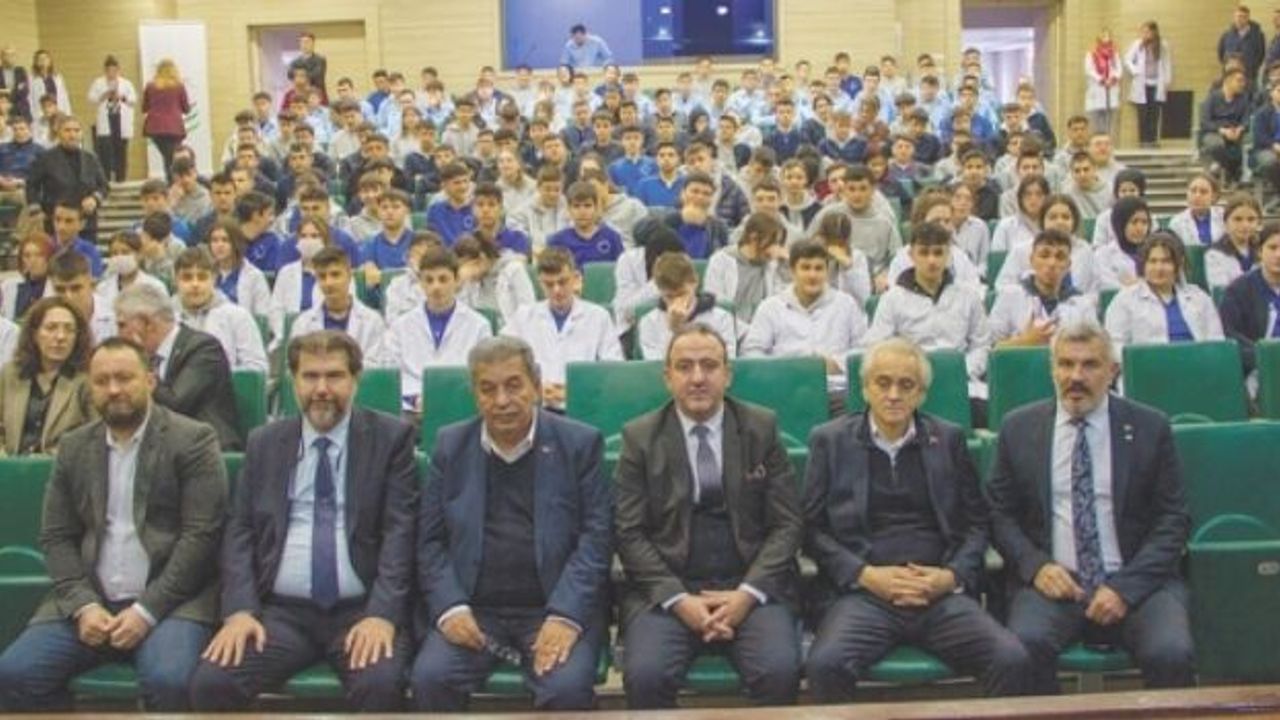 Meslek Liseli sanayiciler Meslek Lisesi öğrencileriyle bir araya geldi…