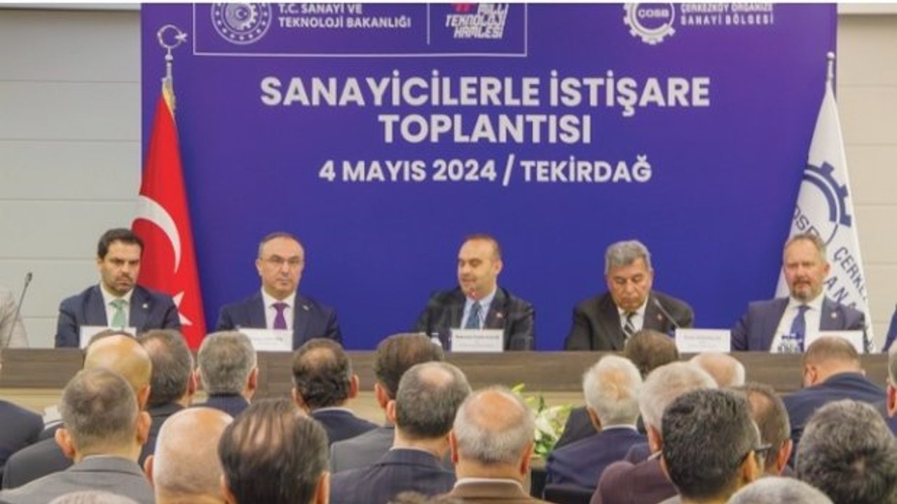 Sanayi Bakanı Kacır, ÇOSB sanayicisiyle buluştu