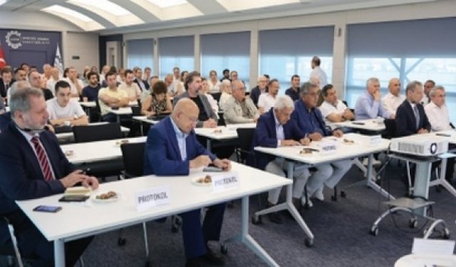 SANAYİNİN GELECEĞİ MASAYA YATIRILDI