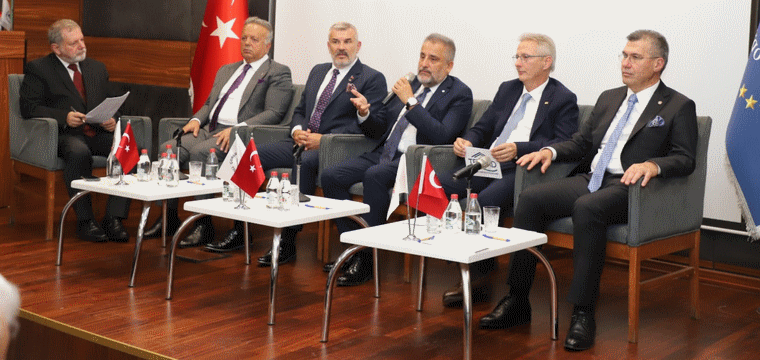 Tekstil Zirvesi Çalıştayı, sektör temsilcilerini bir araya getirdi